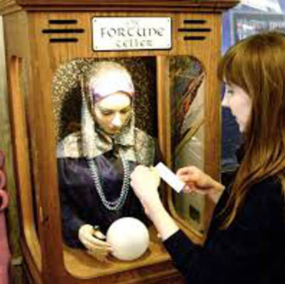 FORTUNE TELLER